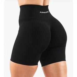 Alphalete Women’s Amplify Short 6.5”